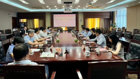 太阳成城集团tyc234cc古天乐健康集团首席执行官林杨林率队赴江苏省常熟市考察调研